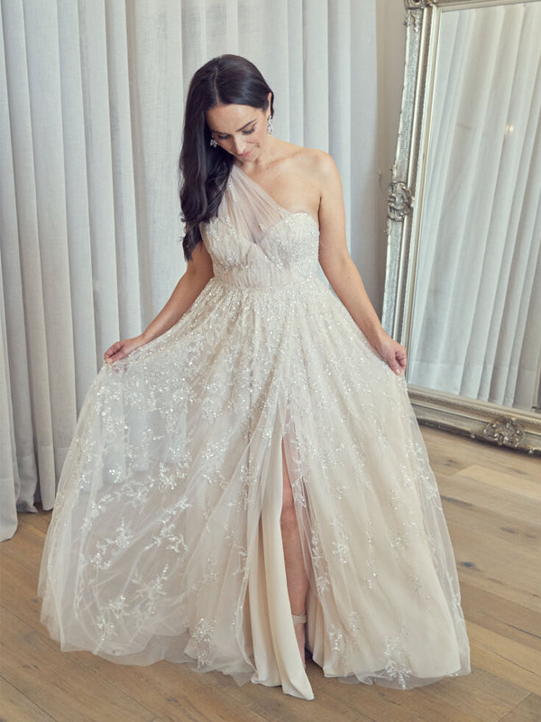 Simple Lace Sweetheart Sleeveless Side Slit Wedding Dresses,SW1169