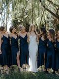 Simple V-neck Navy Blue Knee-lenght Bridesmaid Dresses Online, SW1052