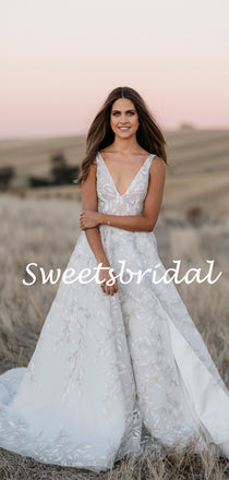 Vintage V-neck A-line Tulle Sleeveless Ball Gown Long Wedding Dresses Evening Dresses,WD1147