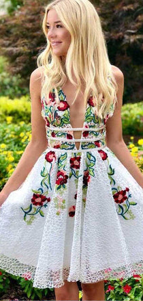 Pretty Deep V Neck Sleeveless A Line Applique Short Homecoming Dress, BTW159